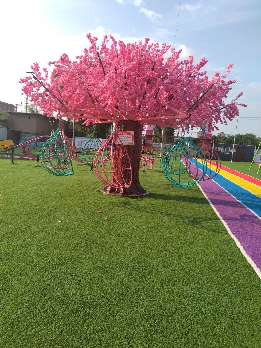Non-Powered Amusement Park 