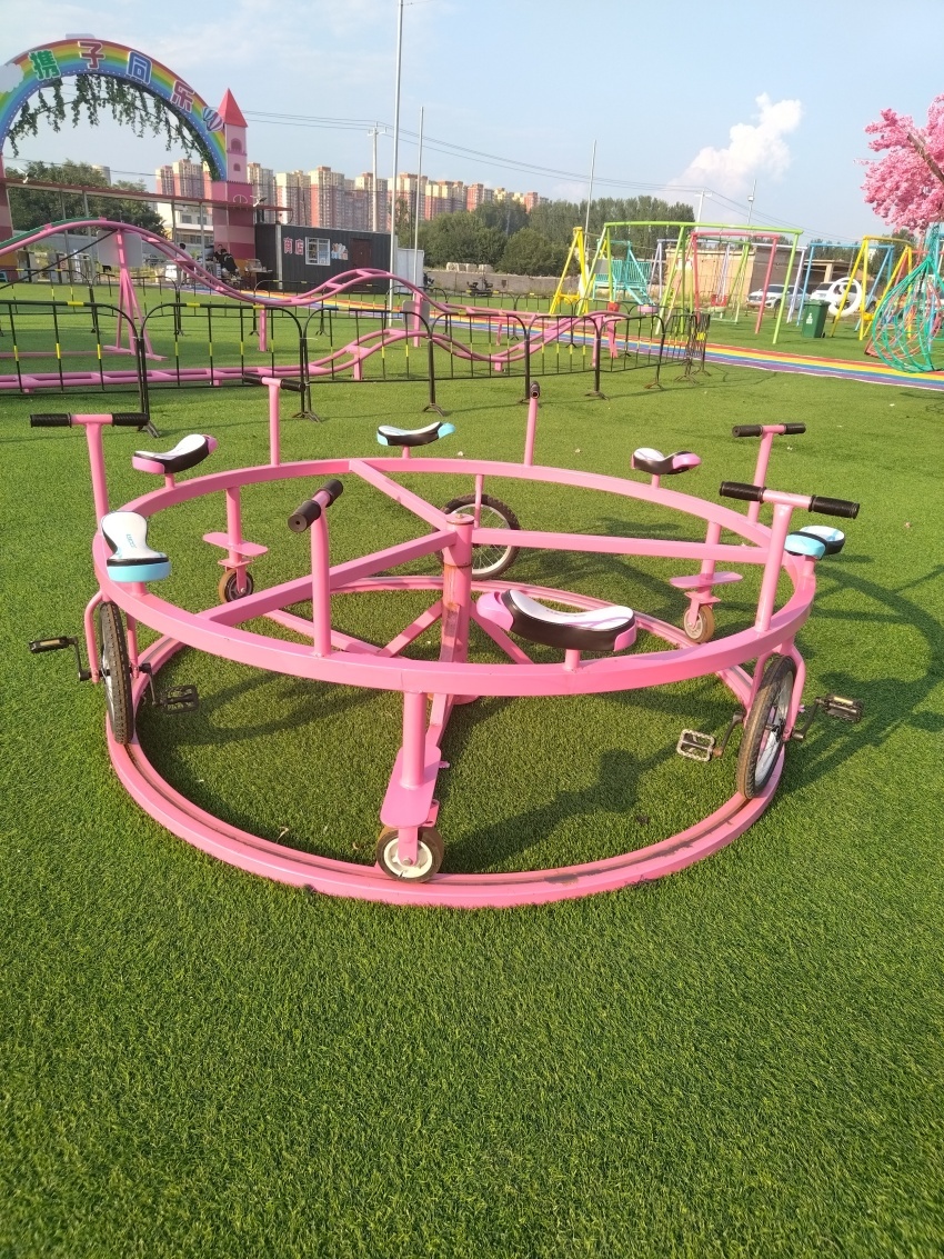 Non-Powered Amusement Park 