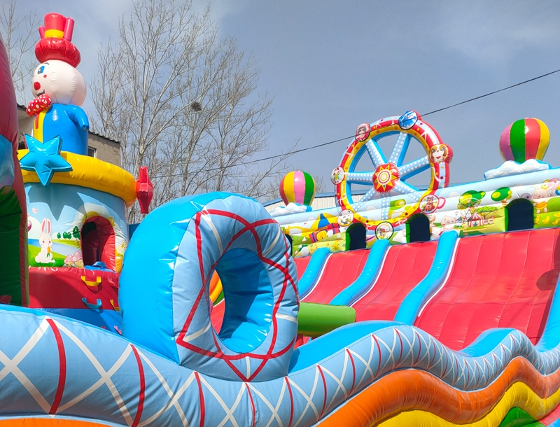 Clown Paradise Inflatable Castle