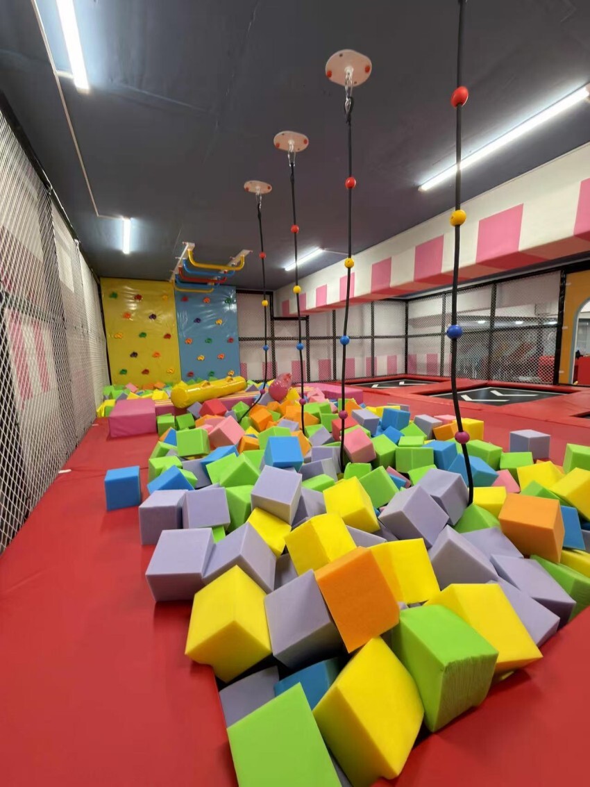 200㎡ Kids Soft Play Area