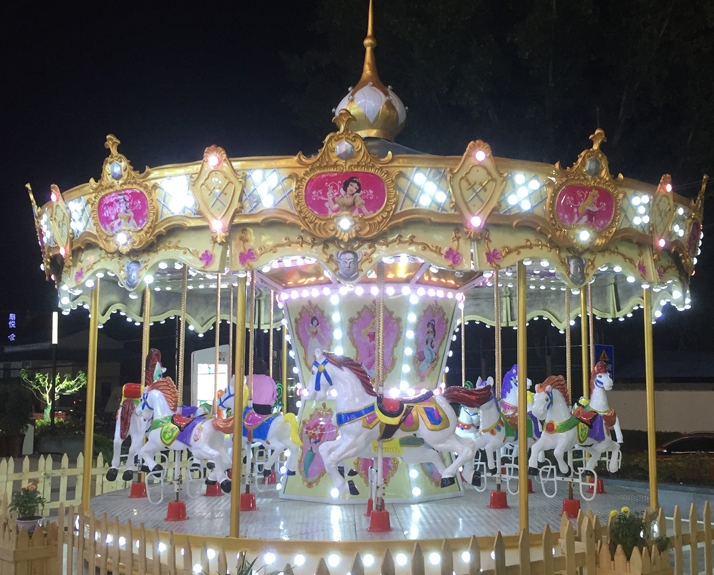 What types of motorized amusement park rides are there?